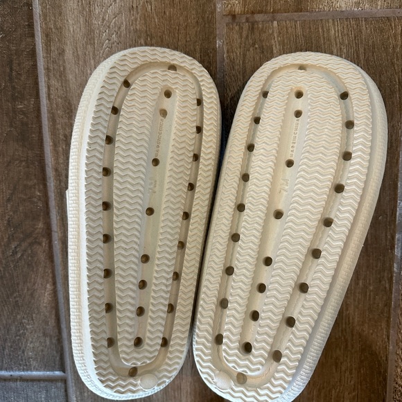 Slides - Picture 2 of 3